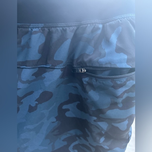 Lululemon Pace Breaker Shorts Mens Blue Black Camo Drawstring Camouflage Print - Picture 5 of 7